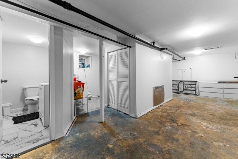 41 Coit St