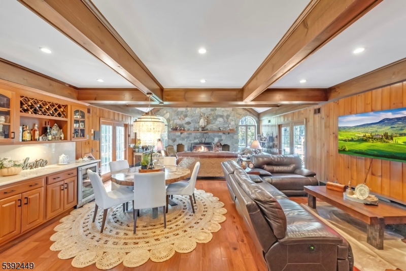 37 Pequest Rd