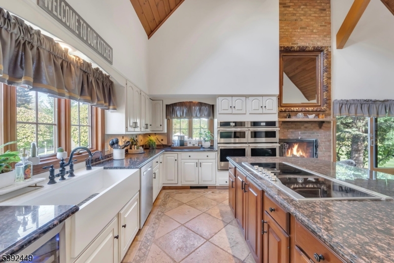 37 Pequest Rd