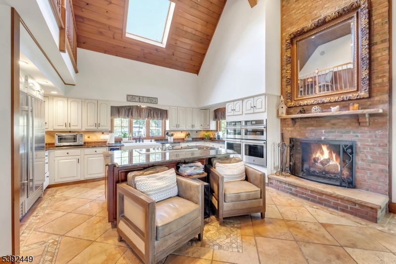 37 Pequest Rd