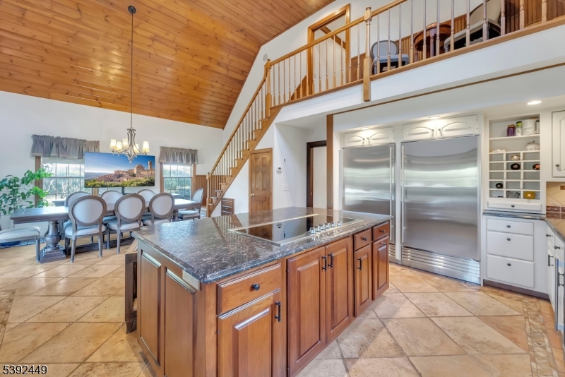 37 Pequest Rd