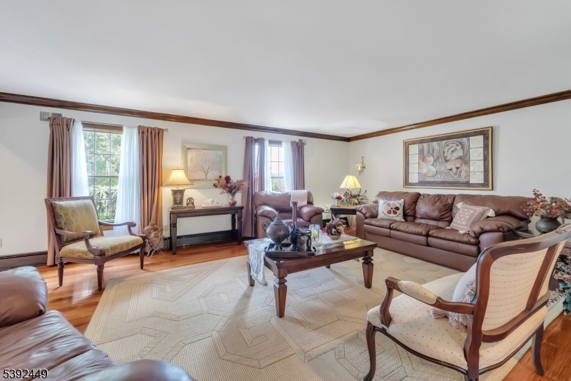 37 Pequest Rd