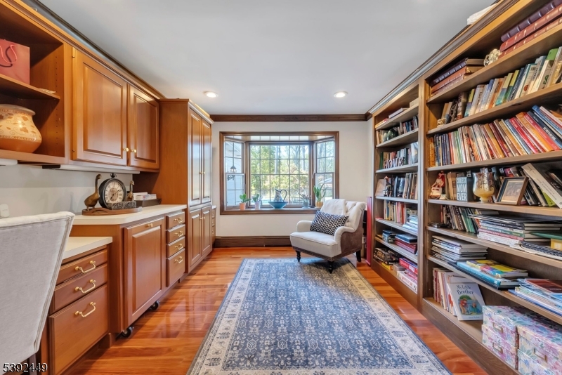 37 Pequest Rd
