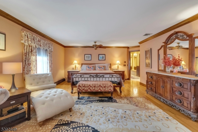 37 Pequest Rd