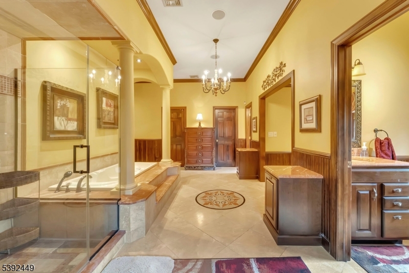 37 Pequest Rd