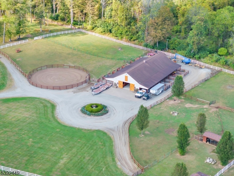 37 Pequest Rd
