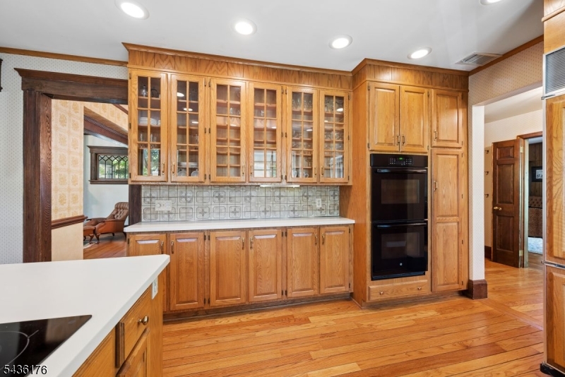 261 Beechwood Ave