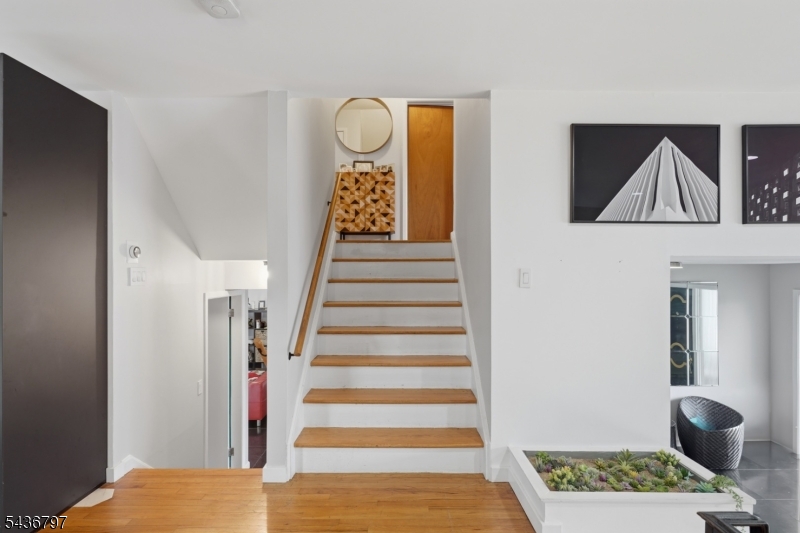 17 Arthur Dr