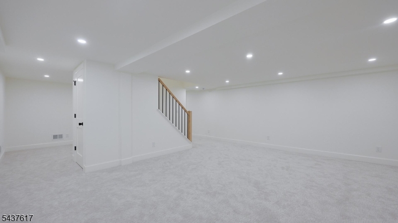 196 Vinton Cir