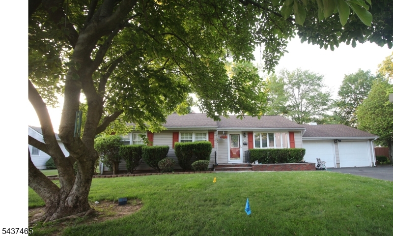 248 W Prescott Ave
