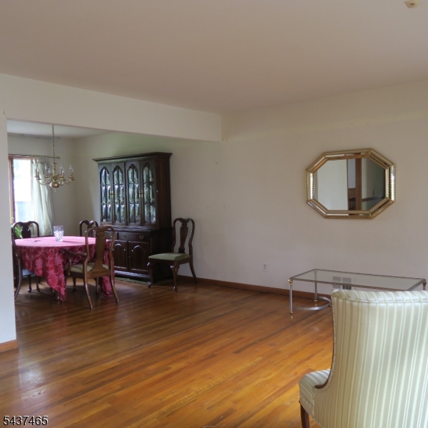 248 W Prescott Ave