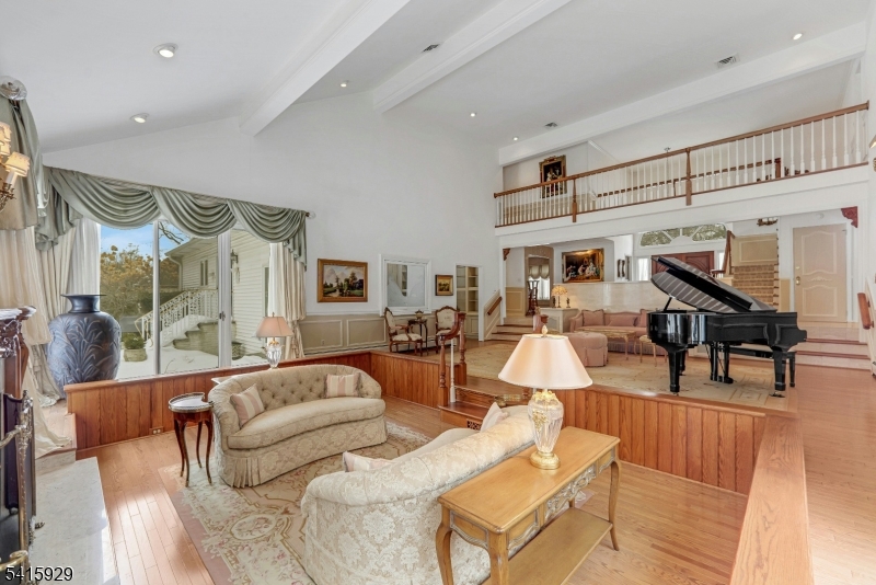 510 Hampton Hill Rd