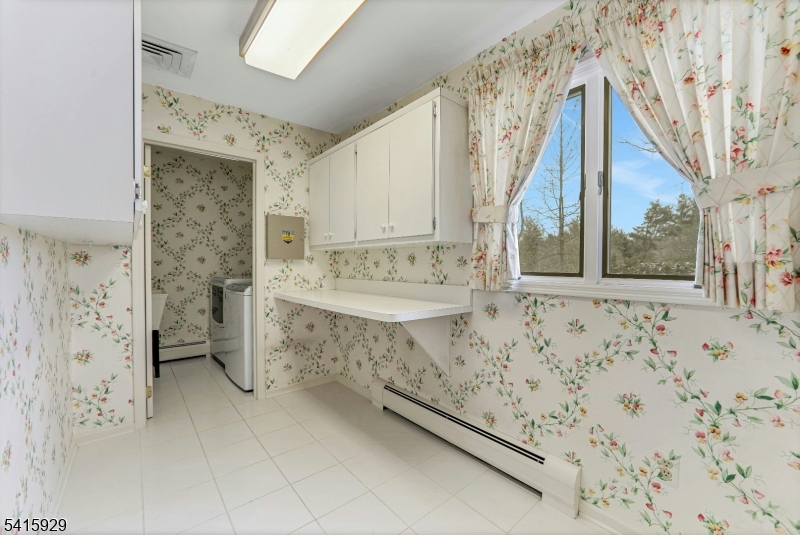 510 Hampton Hill Rd