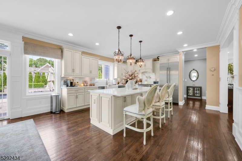 42 Saratoga Dr