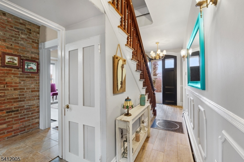 23 Knowlton Rd
