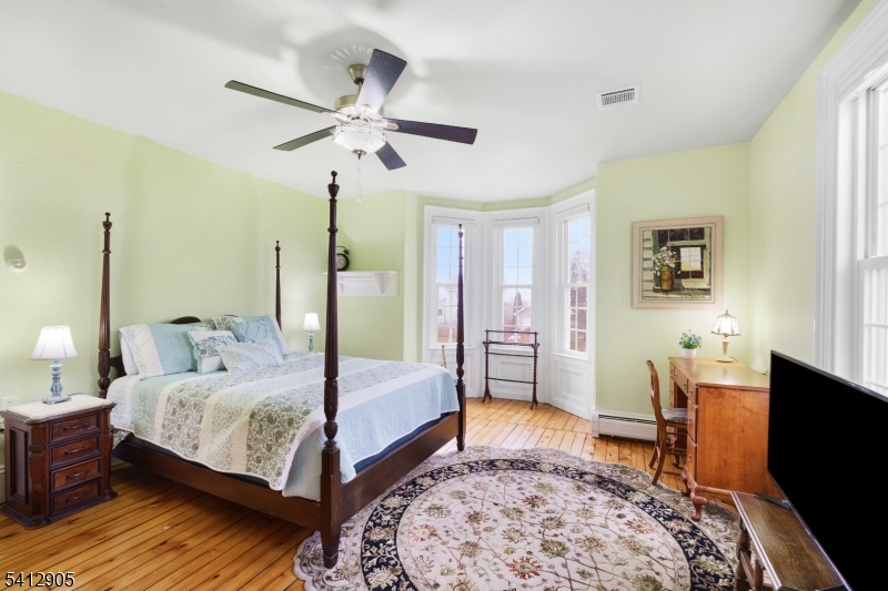 23 Knowlton Rd