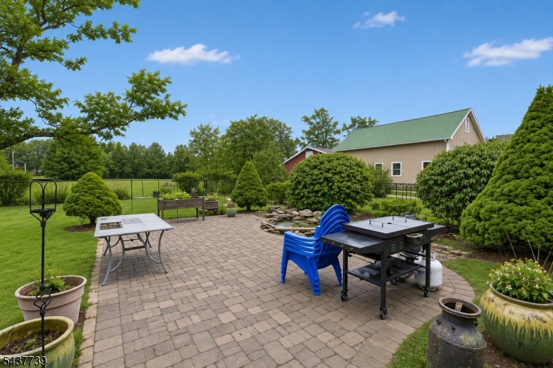 23 Knowlton Rd