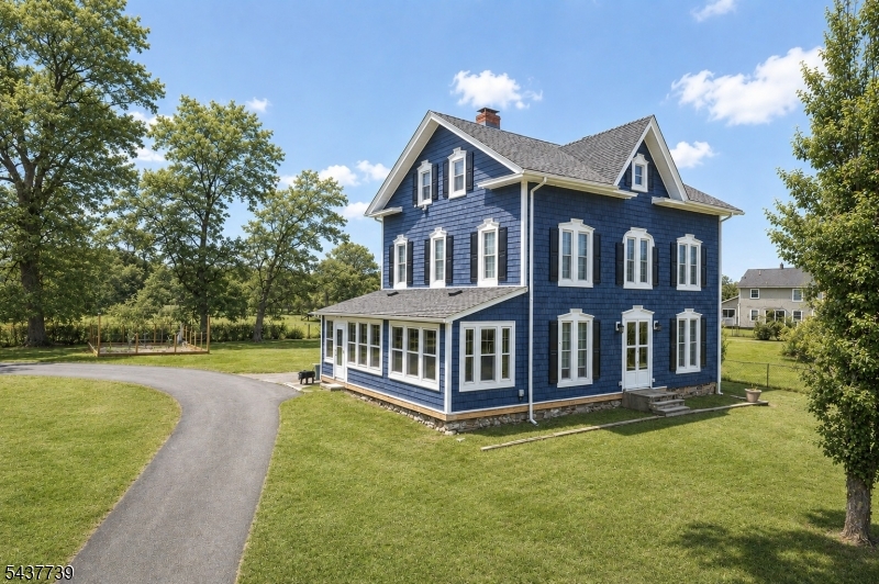 23 Knowlton Rd
