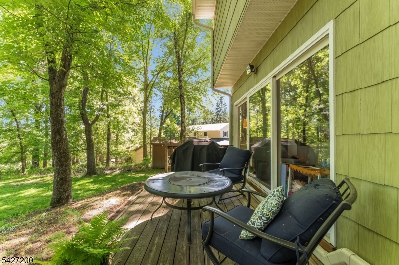 23 Country Hill Rd
