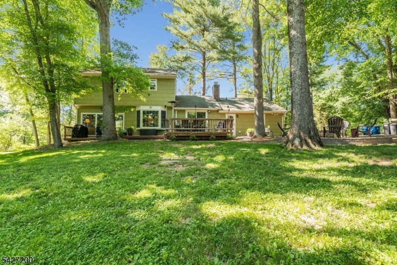 23 Country Hill Rd
