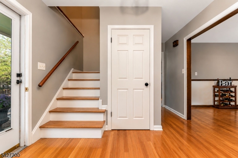 23 Country Hill Rd