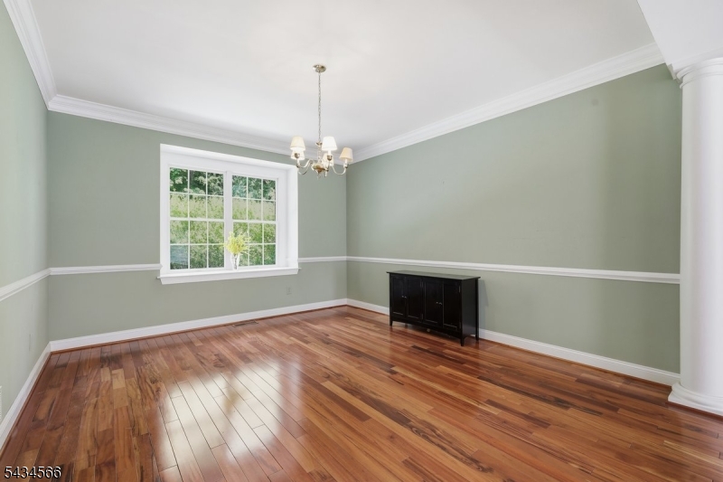 6 Janet Dr