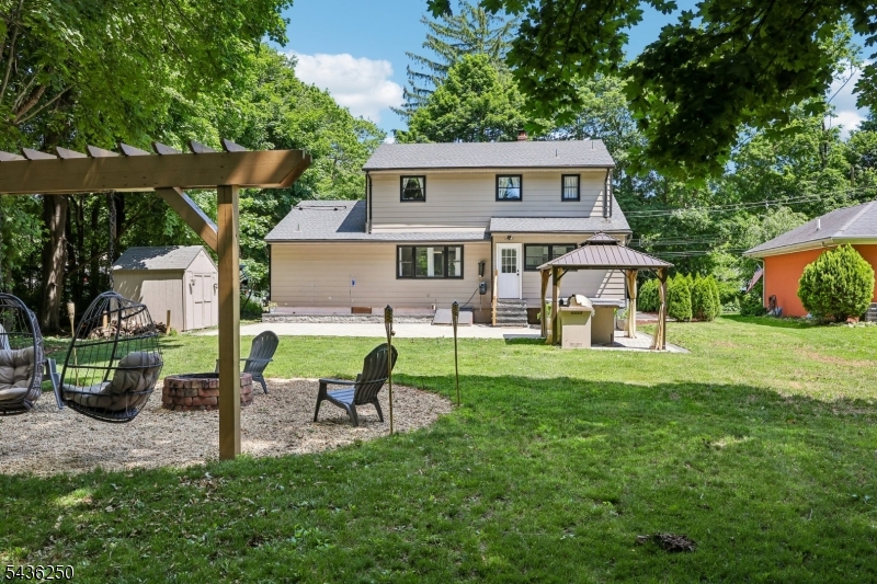 5 N Rose Ln