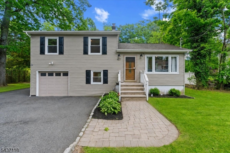 427 Shepperd Ln
