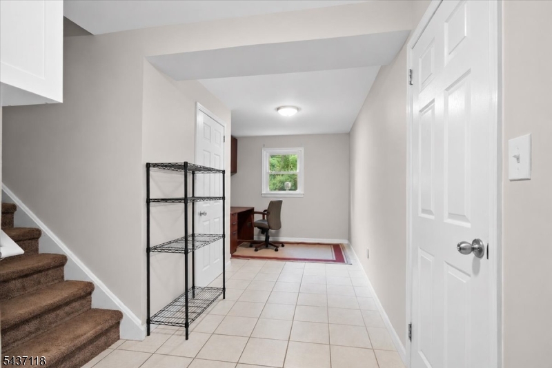 427 Shepperd Ln