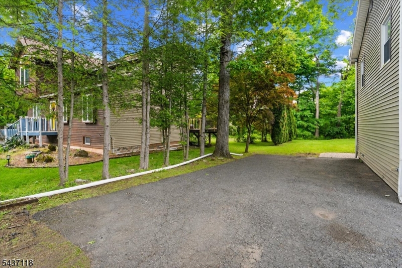 427 Shepperd Ln