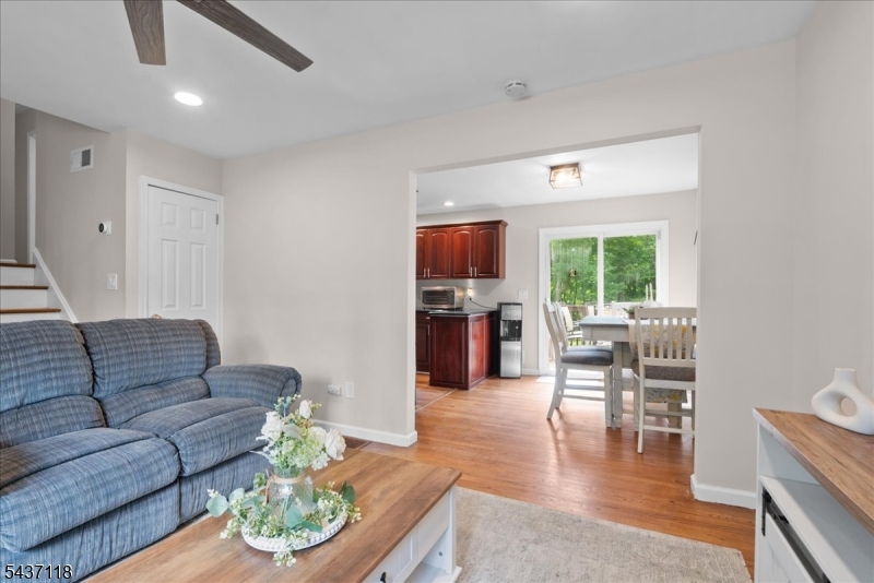 427 Shepperd Ln