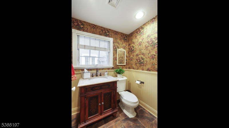 35 Woodledge Rd