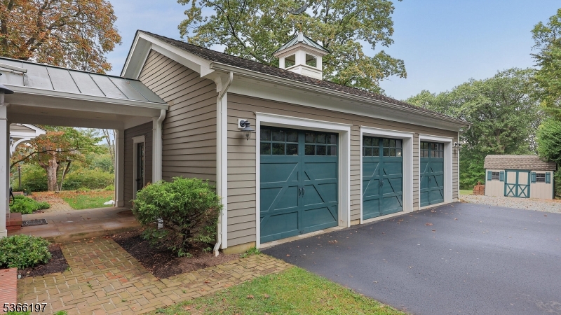 35 Woodledge Rd