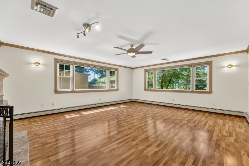 1813 Washington Valley Rd