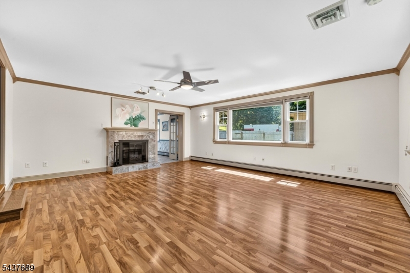 1813 Washington Valley Rd