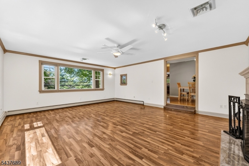 1813 Washington Valley Rd