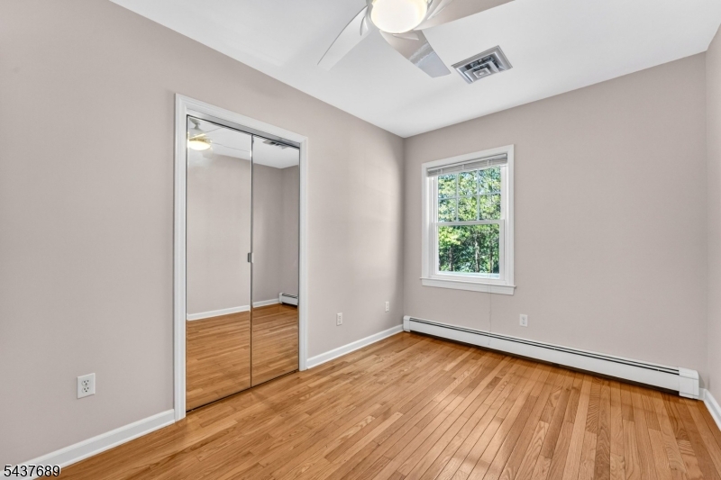 1813 Washington Valley Rd