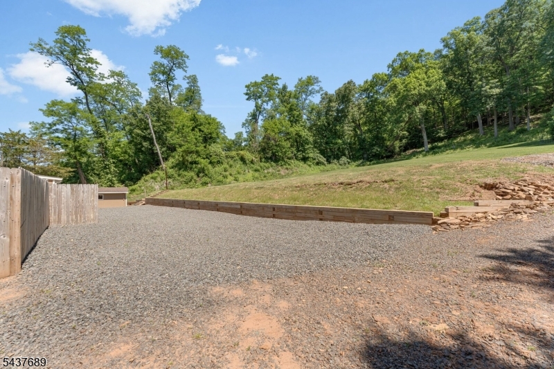 1813 Washington Valley Rd