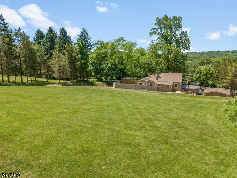 1813 Washington Valley Rd