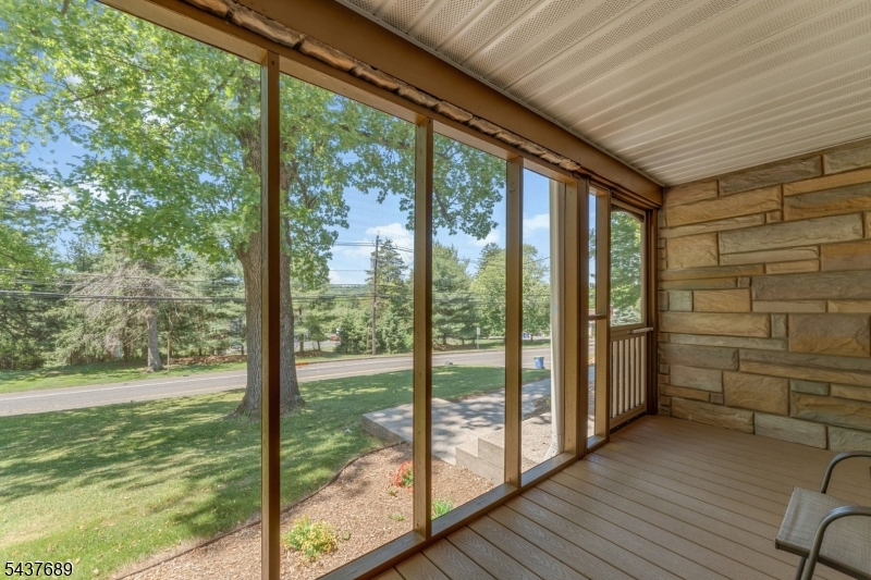 1813 Washington Valley Rd