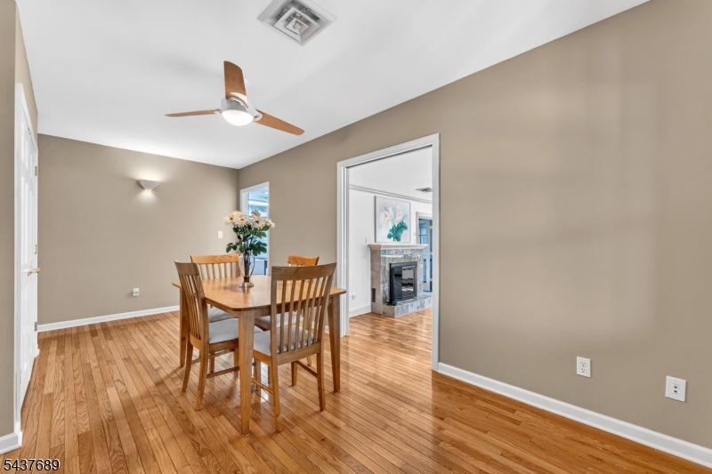1813 Washington Valley Rd