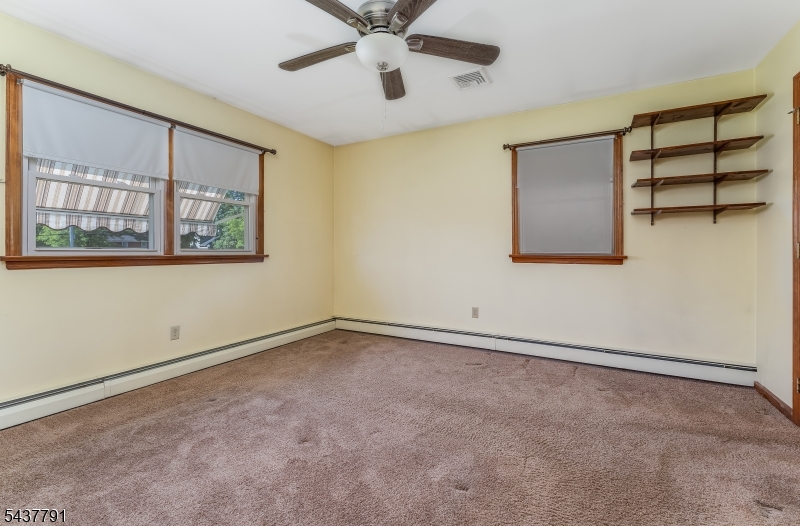 24 Hardscrabble Hill Rd