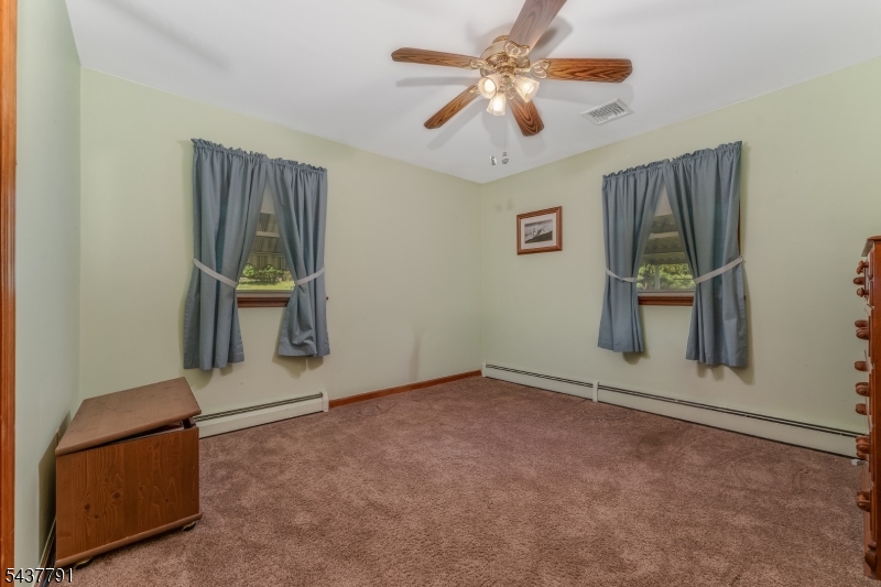 24 Hardscrabble Hill Rd