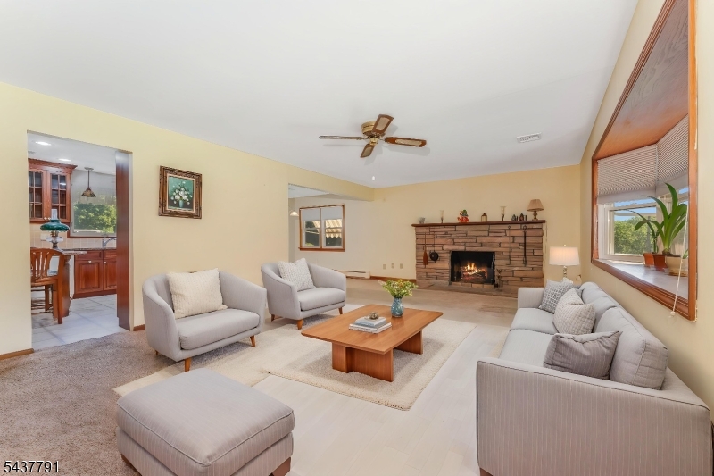 24 Hardscrabble Hill Rd