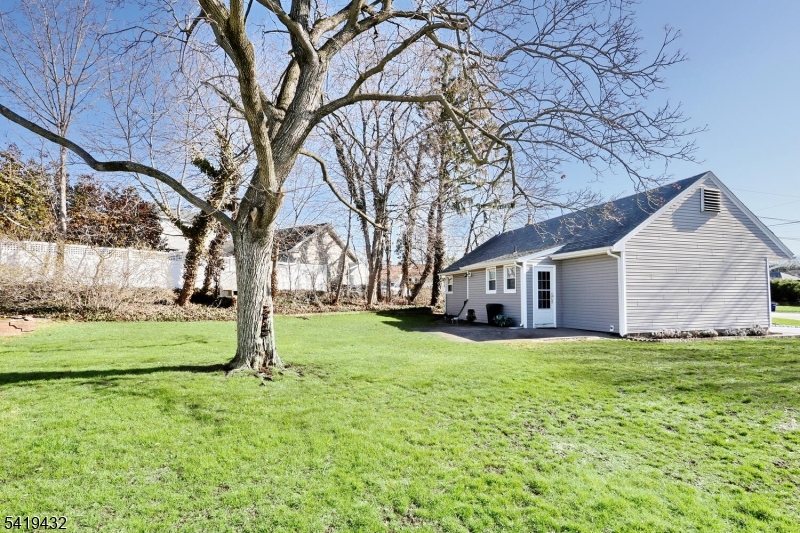 15 Everett Ter