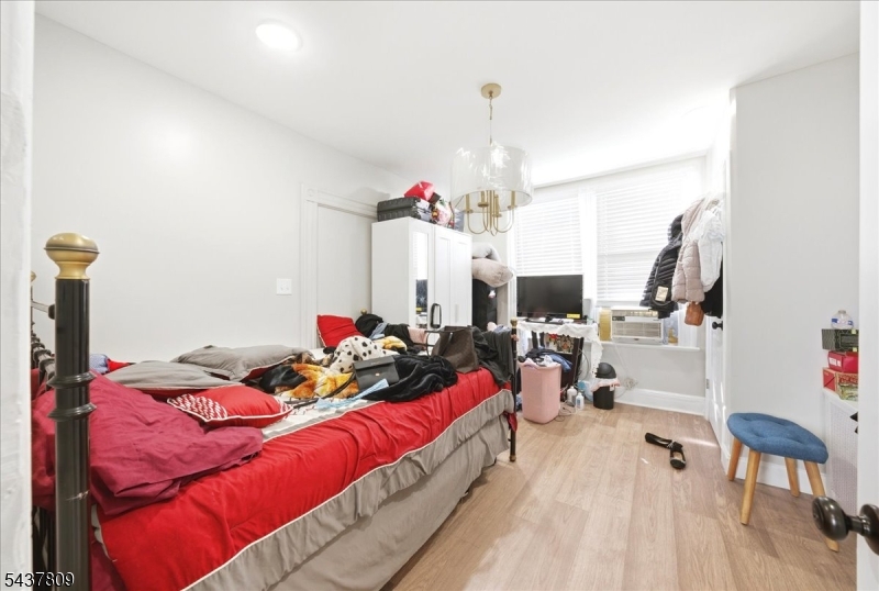 56 Ashland Ave