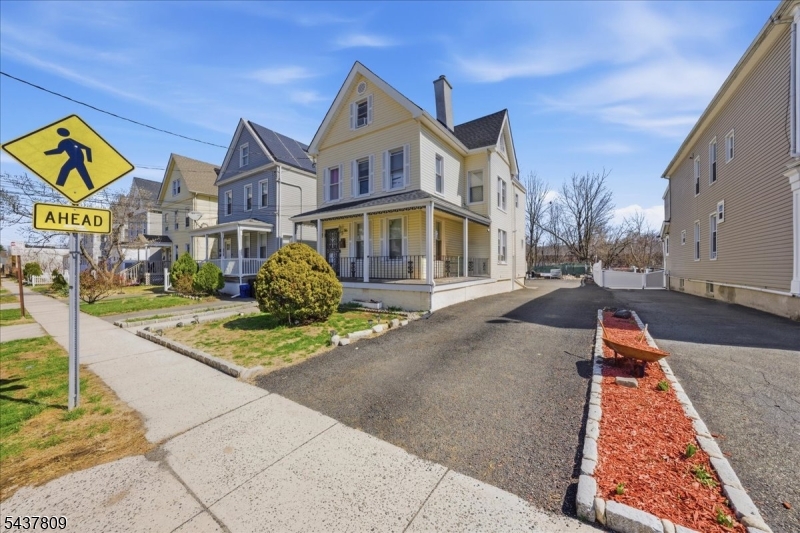 56 Ashland Ave