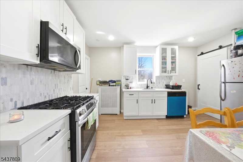56 Ashland Ave