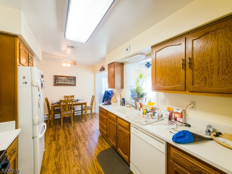 564 Old Nassau Rd