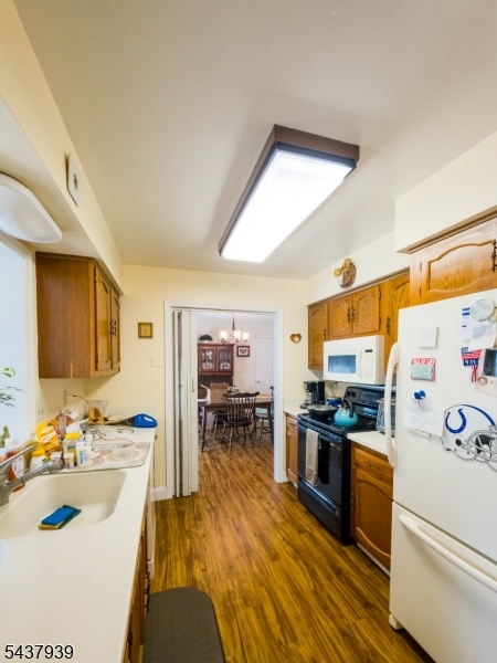 564 Old Nassau Rd